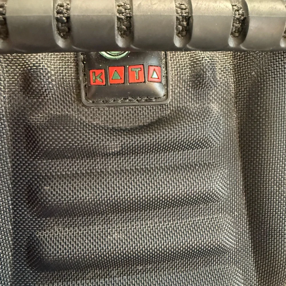 Kata C-56 Camera/Videocamera waterproof professional bag